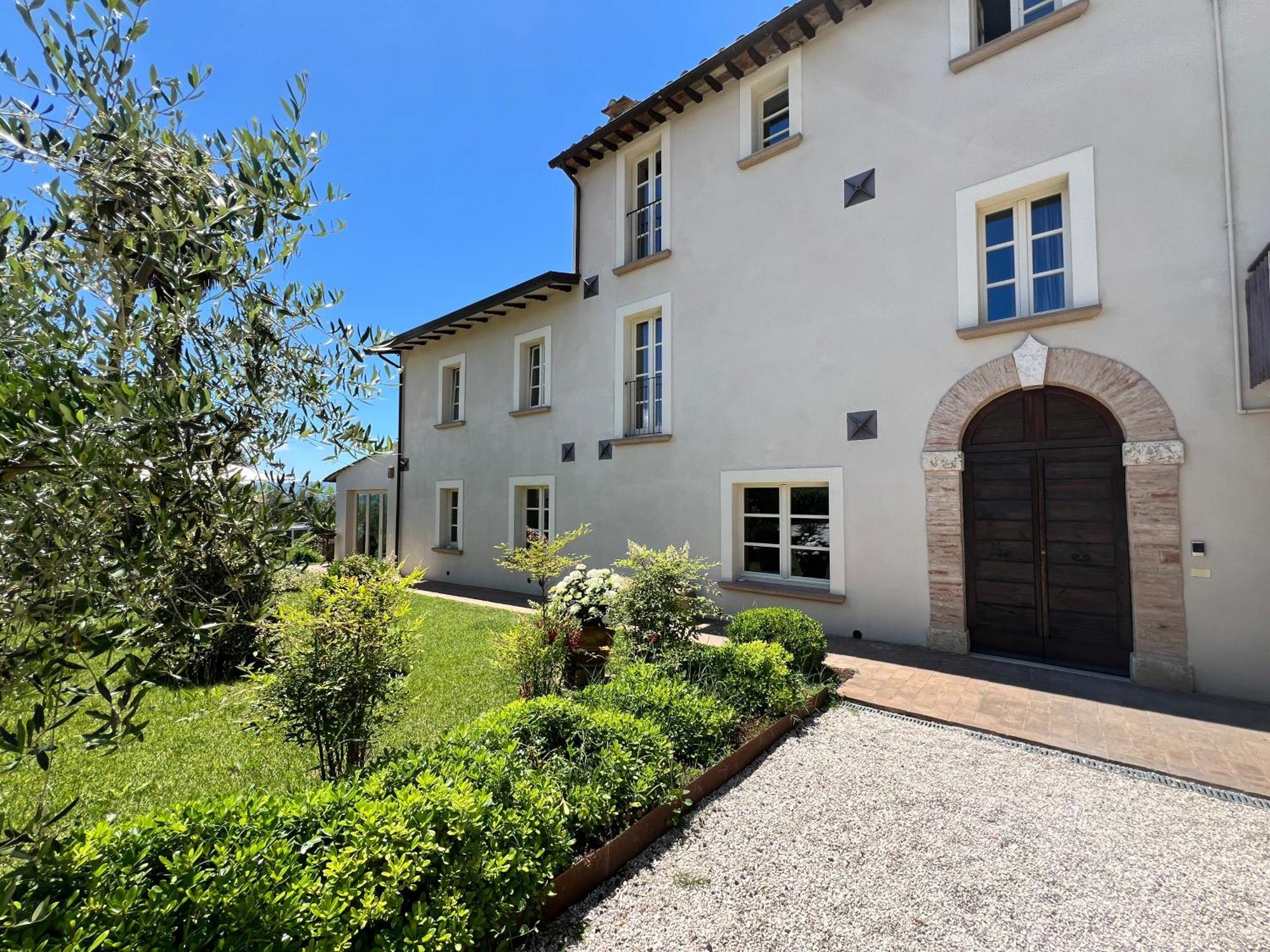 Corteviva Boutique B&B Perugia Bagian luar foto