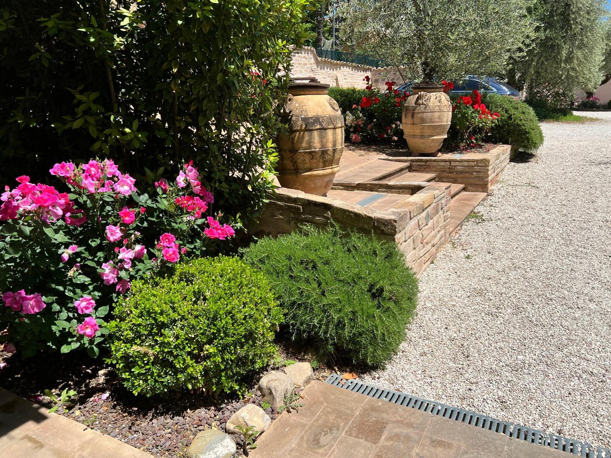 Corteviva Boutique B&B Perugia Bagian luar foto